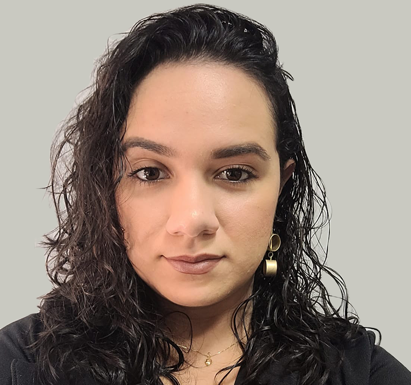 LARISSA FERNANDES CORSINO